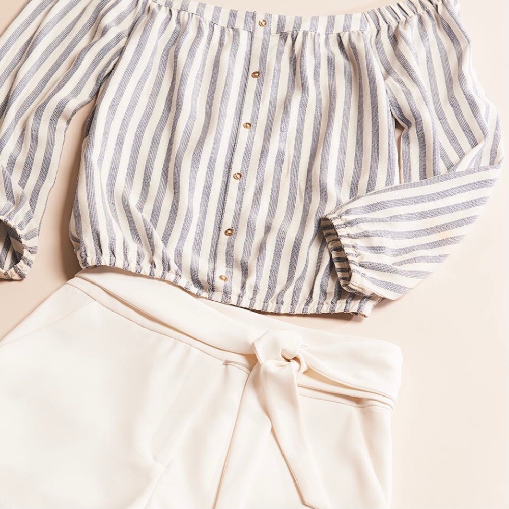 Dynamite striped off the shoulder blouse in XS